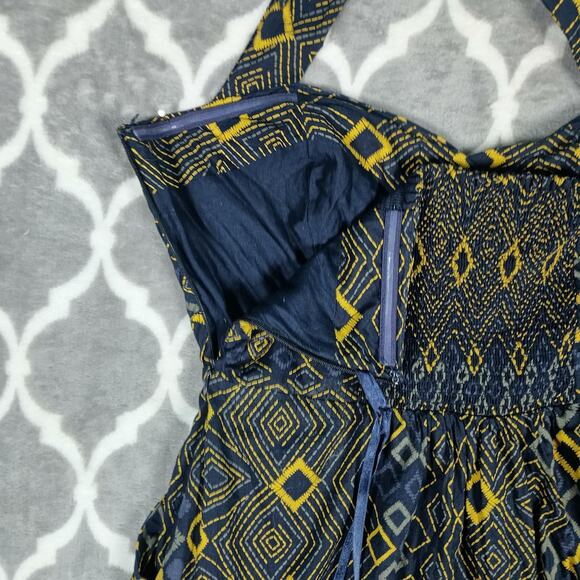 Edme & Esyllte Halter Dress Size 8 Blue Geometric Pockets Smocked Back - Picture 9 of 13